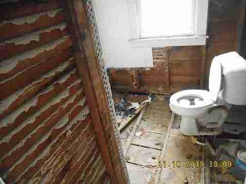 12090 Roselawn (35)_m.jpg